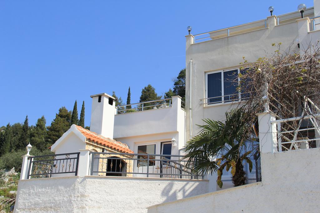 Villa Delta Apartments Блаце Экстерьер фото